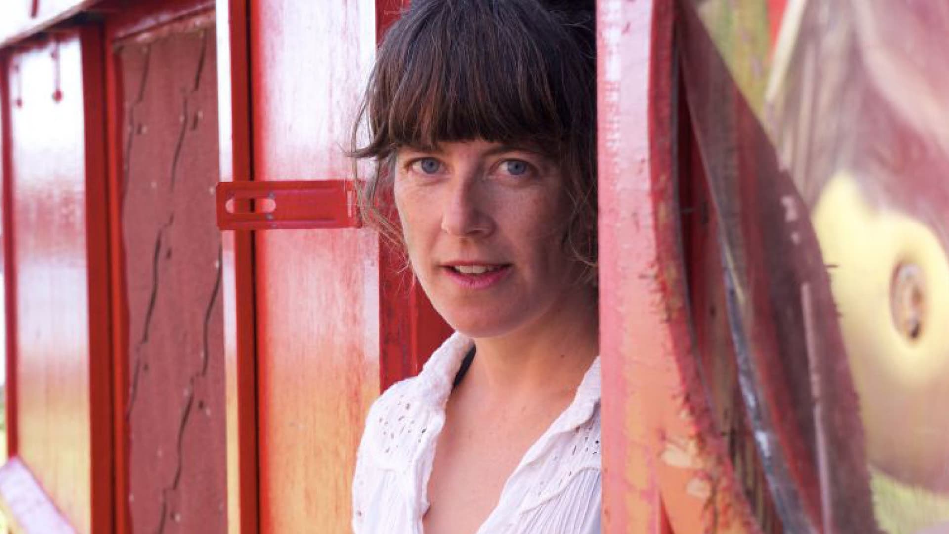 Julie Doiron (21+)