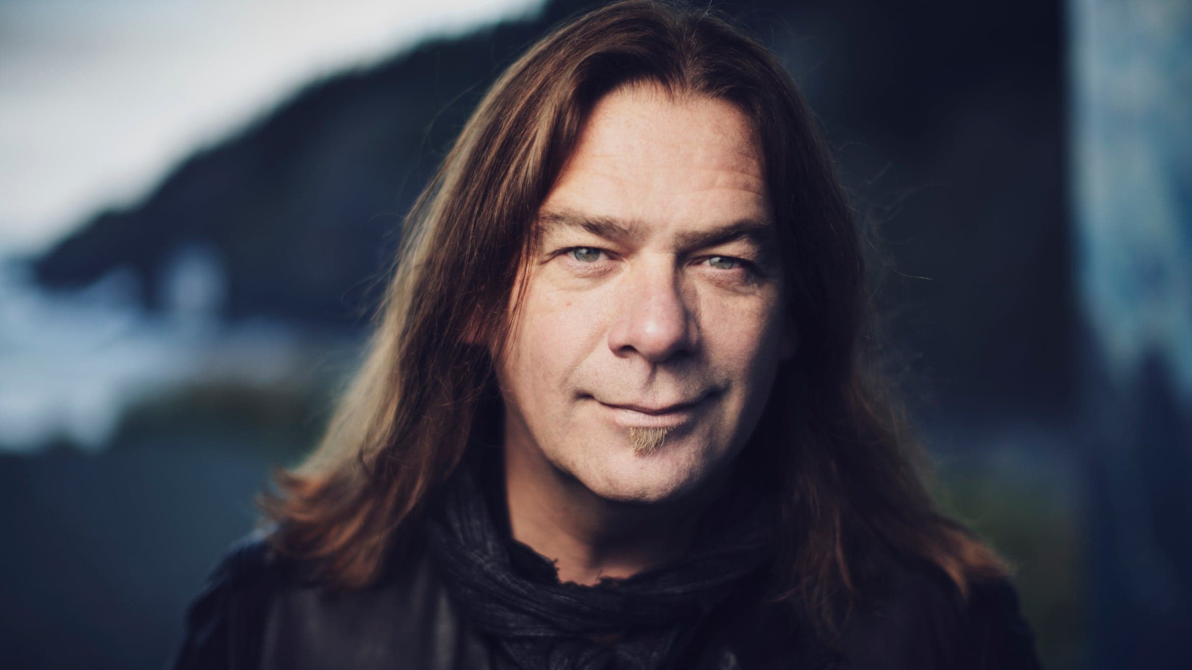 Alan Doyle - zdjęcie 1