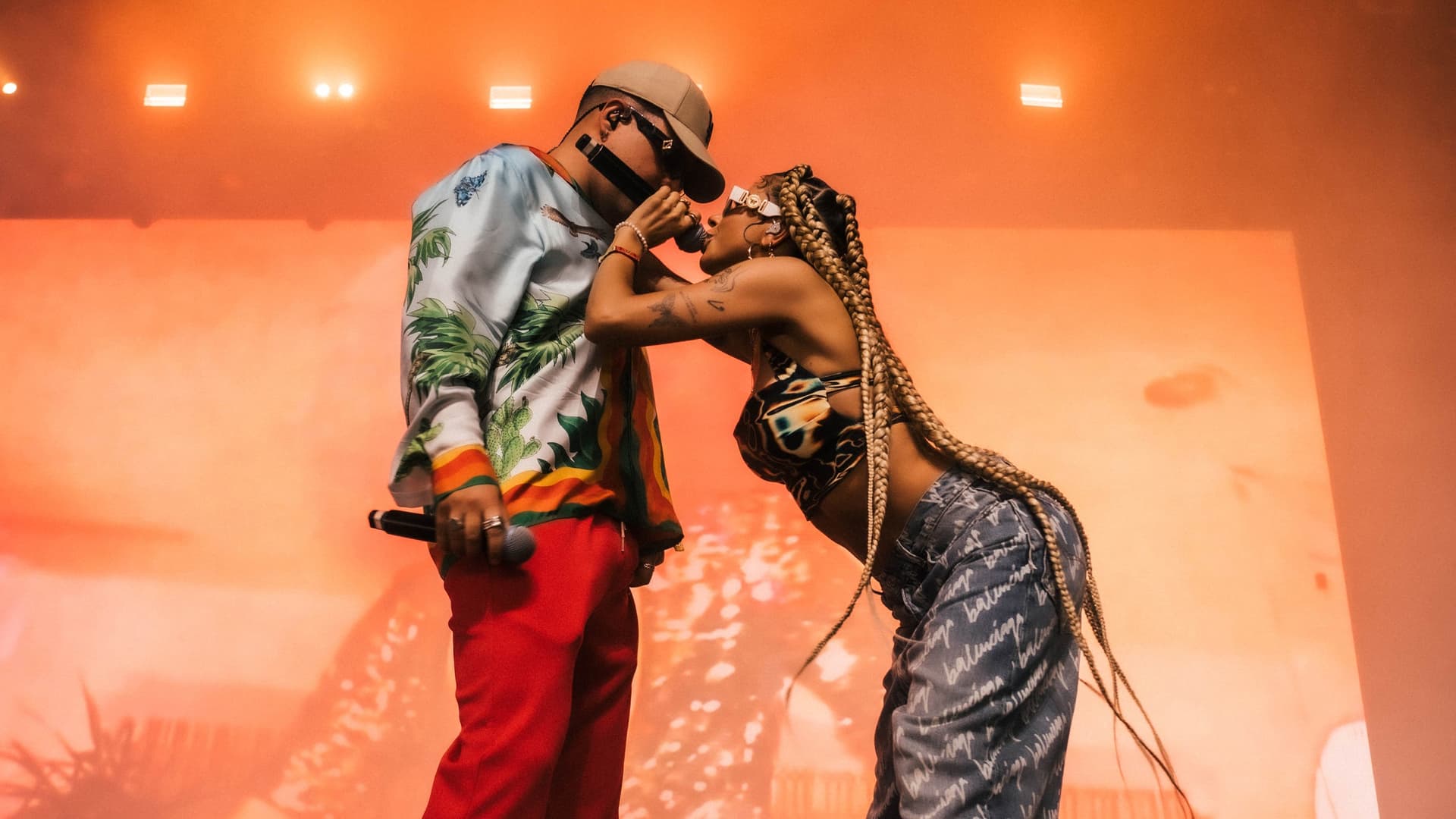 Emotional Oranges – WORLDWIDEORANGES Tour