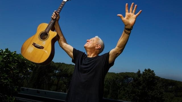 Tommy Emmanuel w/ Jack Schneider
