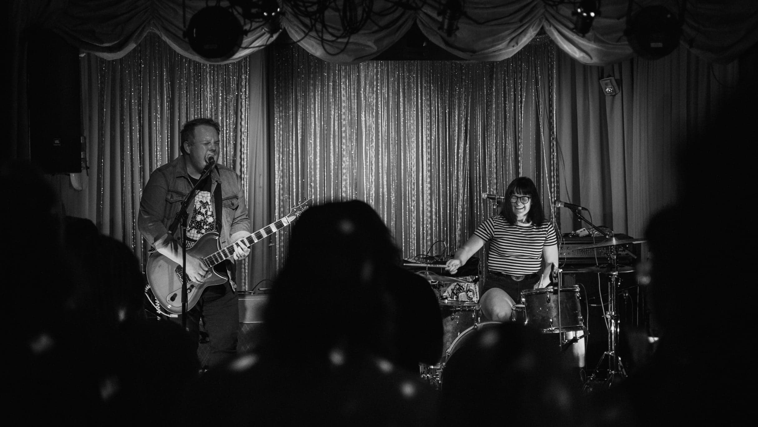 North By North - Love Somebody Sometimes, Bad Therapist, North by North, Leah Crowe - zdjęcie 4