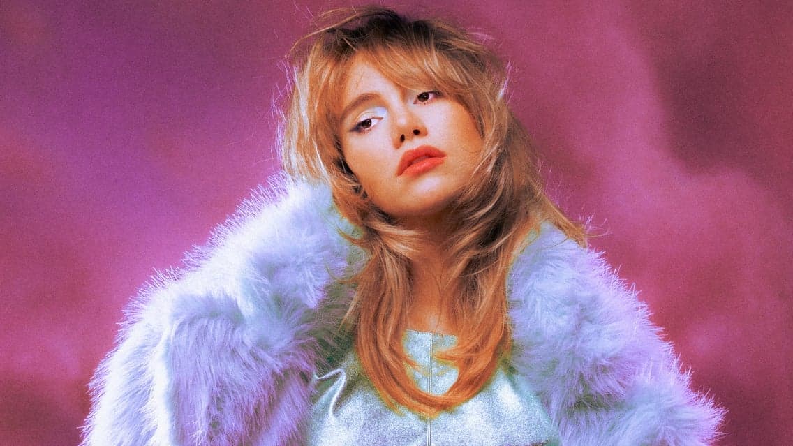Suki Waterhouse