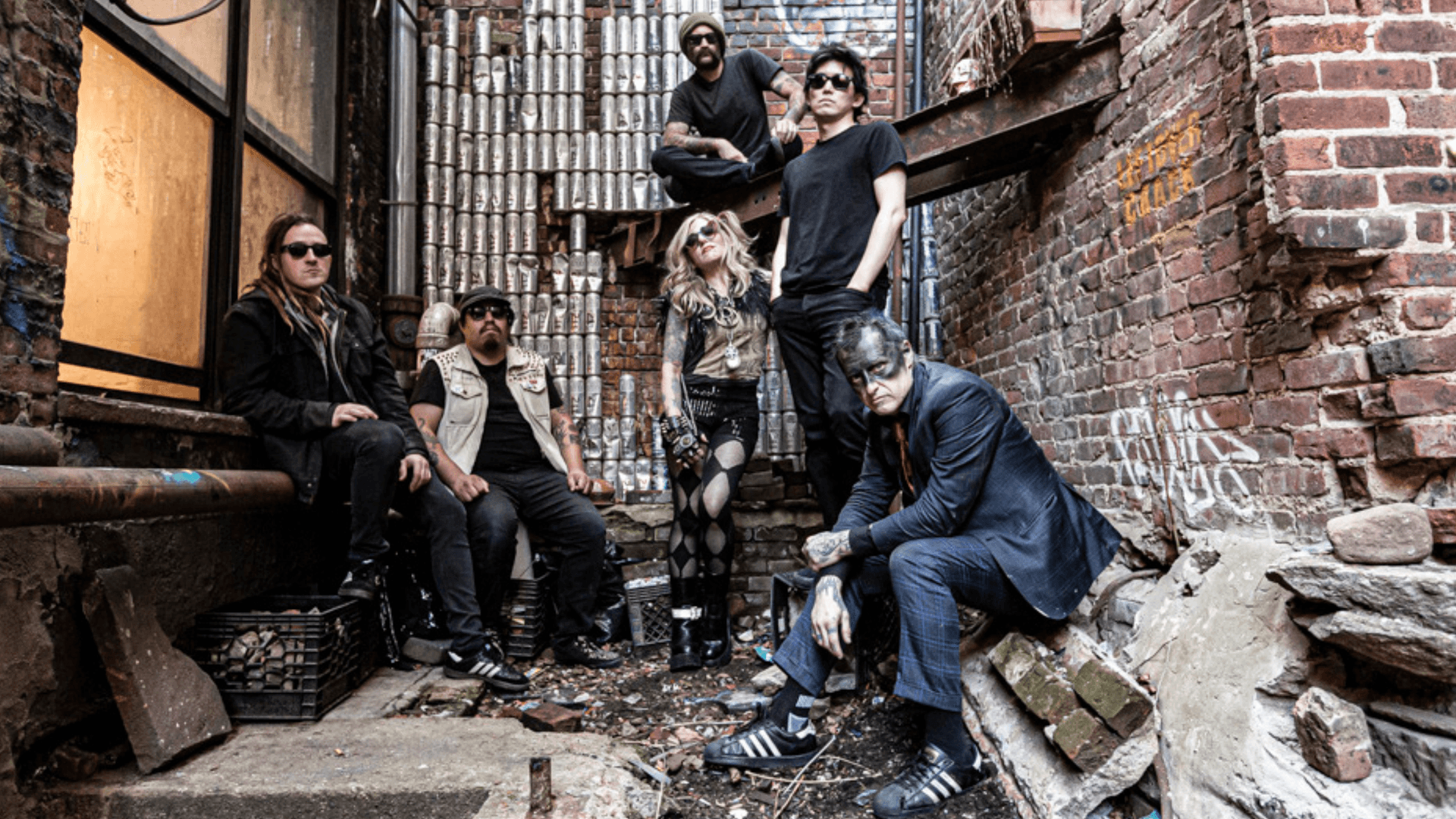 Leftöver Crack w/ La Pobreska in West Palm Beach